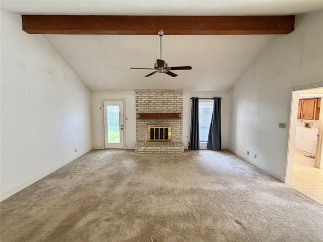 3 S Erik Drive, Angleton, TX 77515