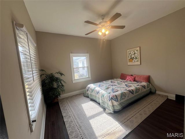 1604 Quendo Avenue, University City, MO 63130