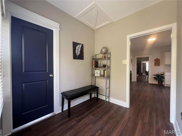 1604 Quendo Avenue, University City, MO 63130