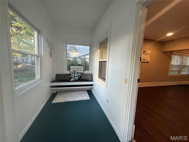 1604 Quendo Avenue, University City, MO 63130