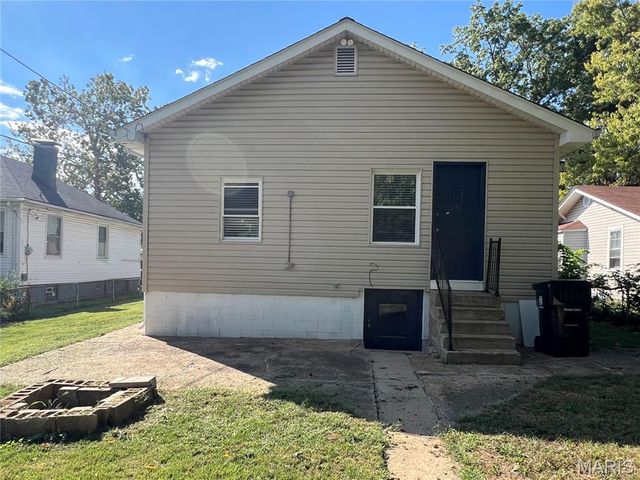 1604 Quendo Avenue, University City, MO 63130