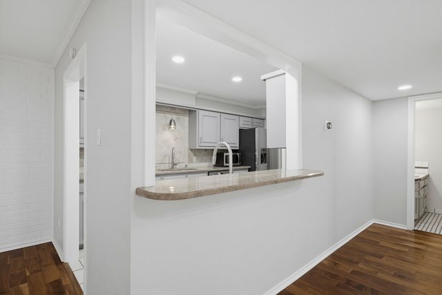 3703 Hulen Park Drive, Fort Worth, TX 76109
