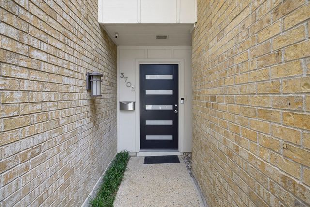 3703 Hulen Park Drive, Fort Worth, TX 76109