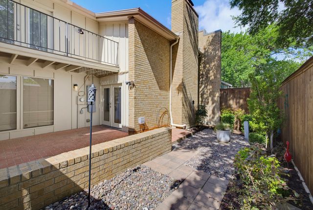 3703 Hulen Park Drive, Fort Worth, TX 76109