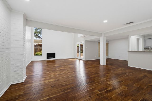 3703 Hulen Park Drive, Fort Worth, TX 76109