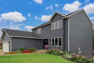 2511 Mayowood Lane SW, Rochester, MN 55902