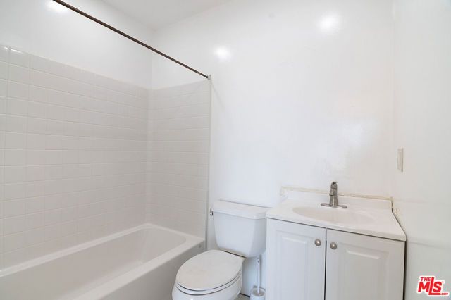 10803 Alta View Drive, Studio City (los Angeles), CA 91604