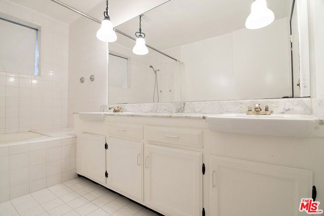 10803 Alta View Drive, Studio City (los Angeles), CA 91604