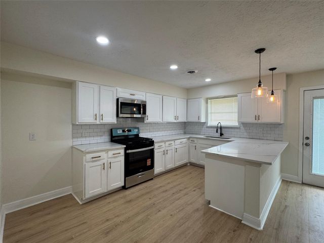 6523 Glen Rock Drive, Houston, TX 77087
