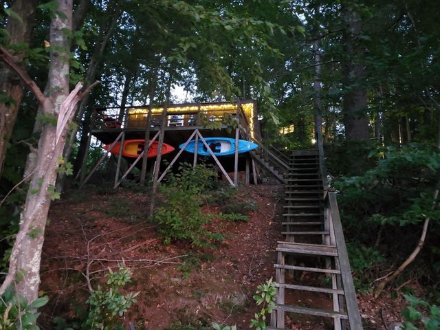 29 Sabbatia Dr, Taunton, MA 02780