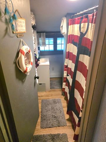 29 Sabbatia Dr, Taunton, MA 02780