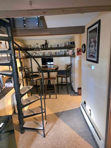 29 Sabbatia Dr, Taunton, MA 02780