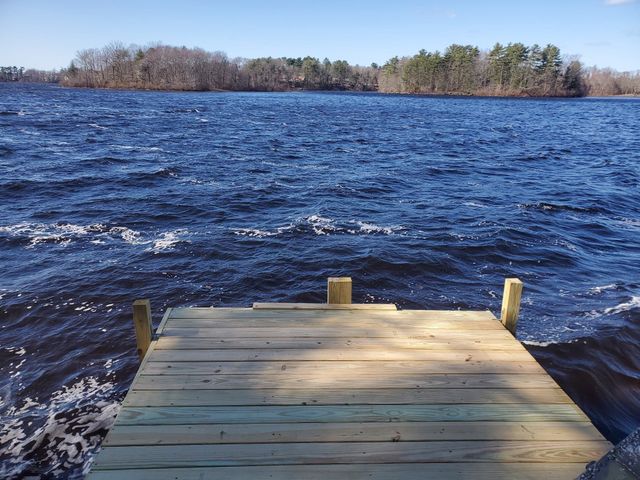 29 Sabbatia Dr, Taunton, MA 02780