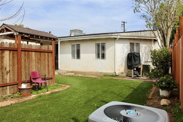 12637 Cometa, Los Angeles, CA 91340