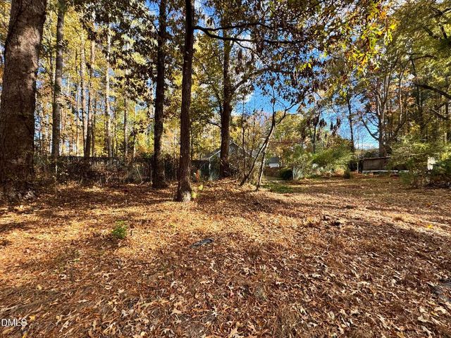 109 Forest Green Drive, Cary, NC 27511