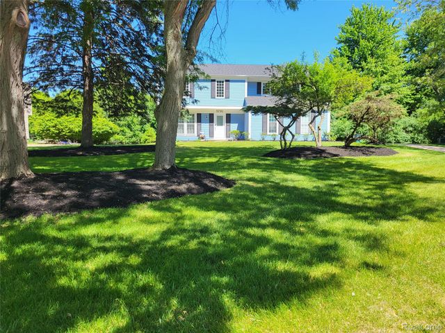 5791 Beauchamp Place, West Bloomfield Charter Township, MI 48322