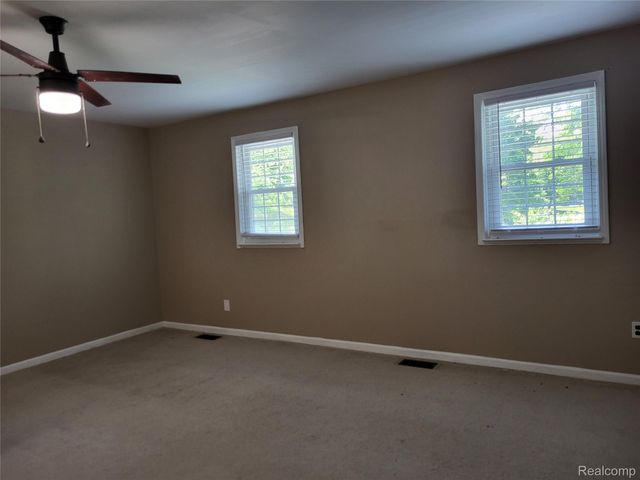 5791 Beauchamp Place, West Bloomfield Charter Township, MI 48322