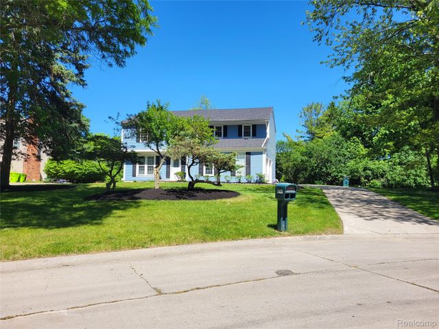 5791 Beauchamp Place, West Bloomfield Charter Township, MI 48322