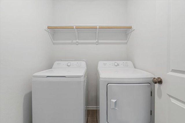 239 Twilight Breeze WAY, Hutto, TX 78634