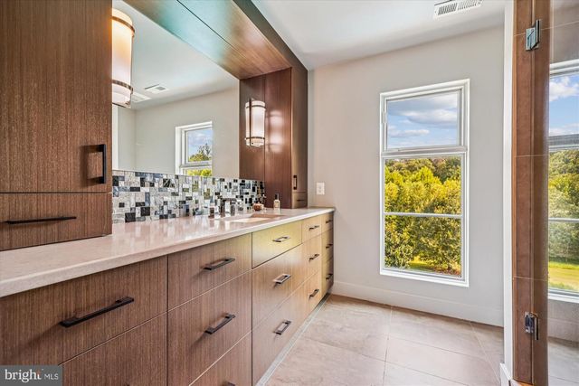 4102 BROOKEVILLE RD, Brookeville, MD 20833