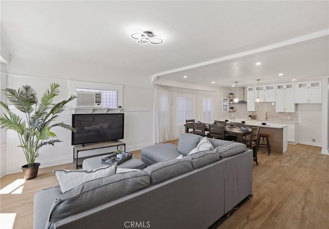 658 W 7th, San Pedro, CA 90731