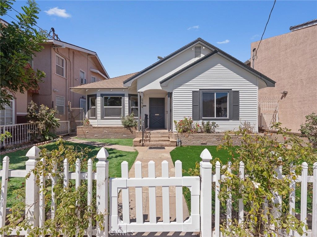 658 W 7th, San Pedro, CA 90731