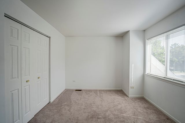 2464 Blue Spruce Lane, Aurora, IL 60502