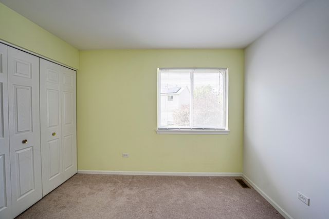 2464 Blue Spruce Lane, Aurora, IL 60502