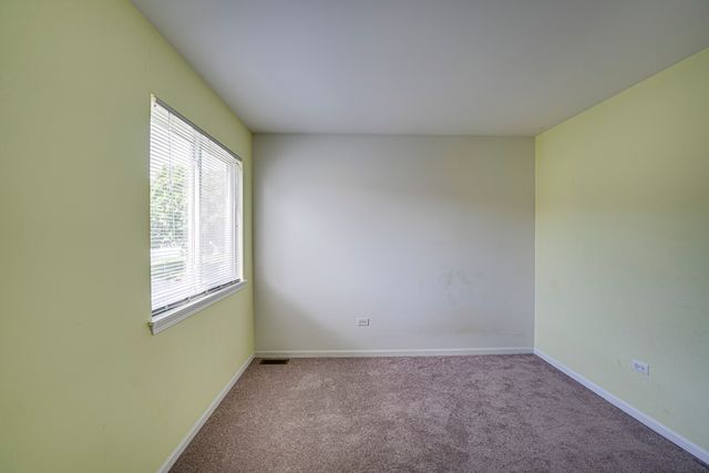 2464 Blue Spruce Lane, Aurora, IL 60502