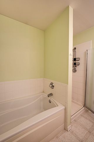 2464 Blue Spruce Lane, Aurora, IL 60502