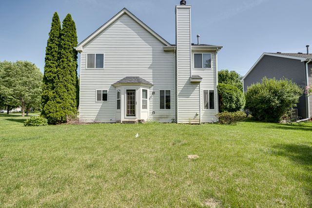 2464 Blue Spruce Lane, Aurora, IL 60502