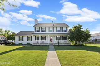 2409 Coe Court, Perrysburg, OH 43551