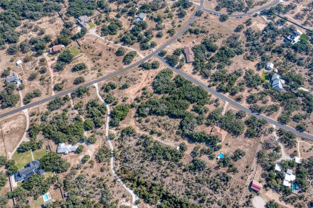 2600 Indian Divide RD, Spicewood, TX 78669