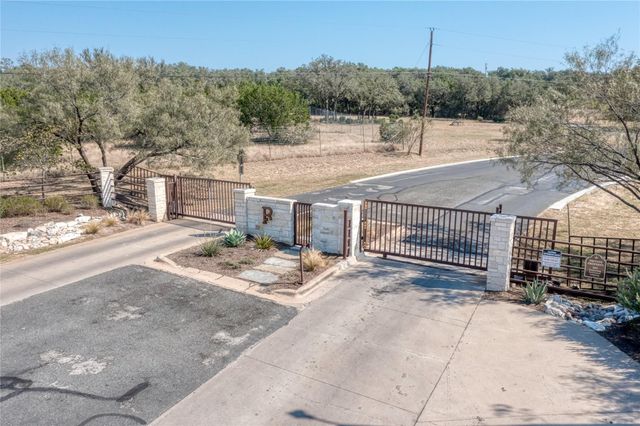 2600 Indian Divide RD, Spicewood, TX 78669