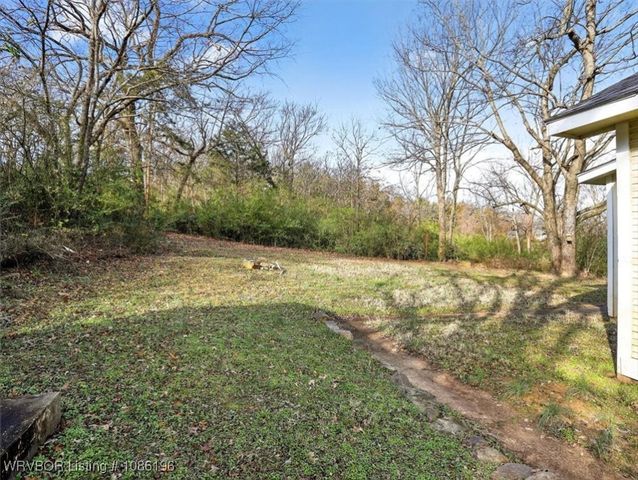 103 Paul Mathis Drive, Poteau, OK 74953