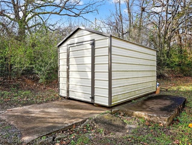 103 Paul Mathis Drive, Poteau, OK 74953