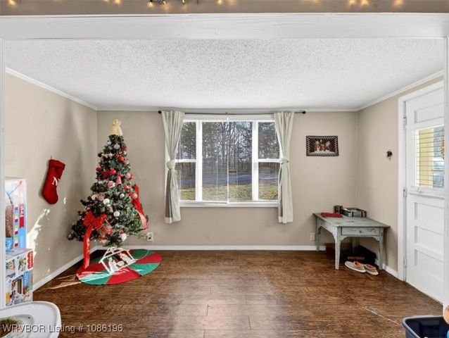 103 Paul Mathis Drive, Poteau, OK 74953