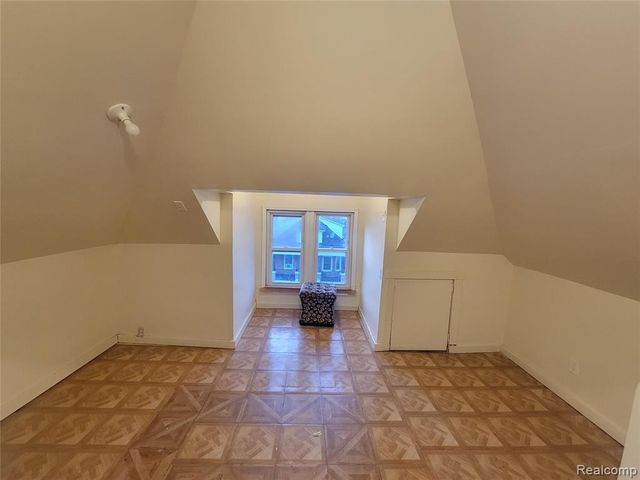2388 Neibel Street, Hamtramck, MI 48212