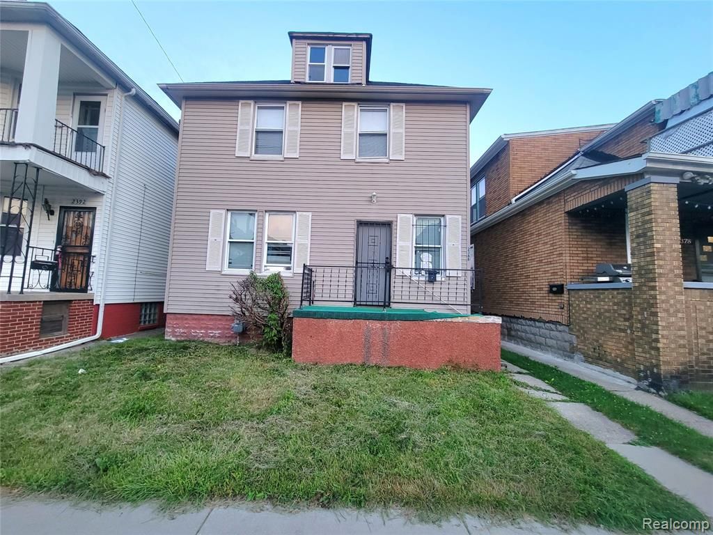 2388 Neibel Street, Hamtramck, MI 48212