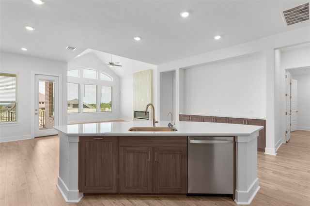 213 West Faulkner ST, Liberty Hill, TX 78642