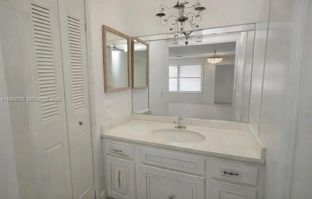 3531 Inverrary Drive 310, Lauderhill, FL 33319