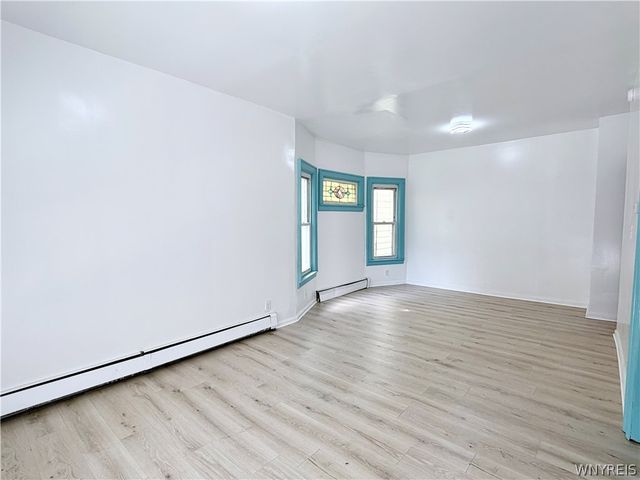 2761 South Park Avenue, Lackawanna, NY 14218