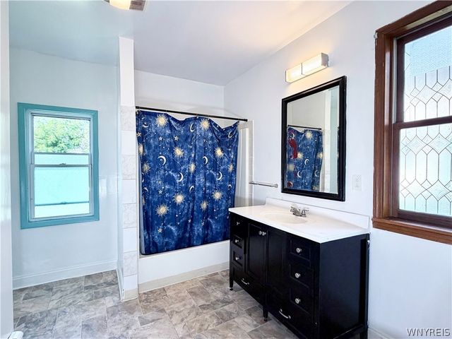 2761 South Park Avenue, Lackawanna, NY 14218