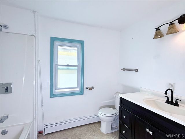 2761 South Park Avenue, Lackawanna, NY 14218