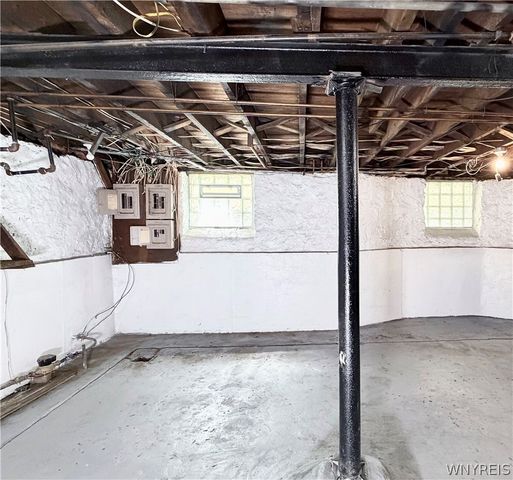 2761 South Park Avenue, Lackawanna, NY 14218