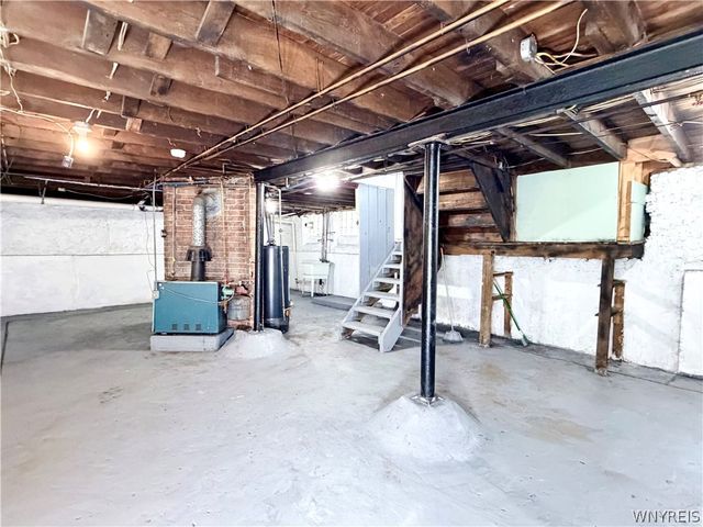 2761 South Park Avenue, Lackawanna, NY 14218