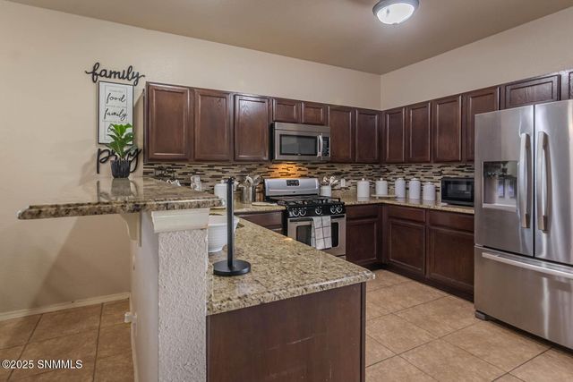 5606 Ireland Drive, Sunland Park, NM 88008