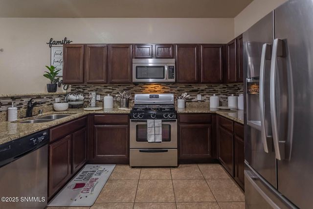 5606 Ireland Drive, Sunland Park, NM 88008