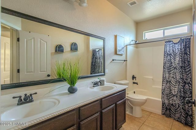 5606 Ireland Drive, Sunland Park, NM 88008