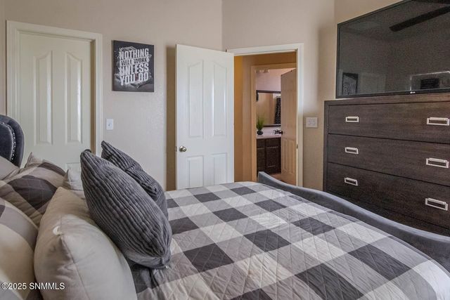 5606 Ireland Drive, Sunland Park, NM 88008